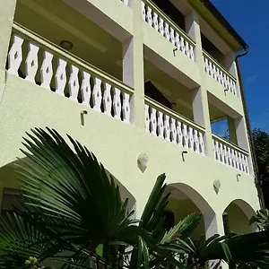 https://holiday-home-matosevic.pula-hotels.org